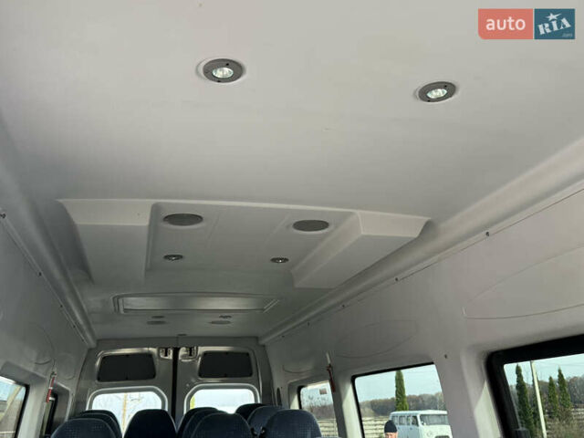 Белый Фольксваген Крафтер, объемом двигателя 2.46 л и пробегом 255 тыс. км за 33000 $, фото 15 на Automoto.ua