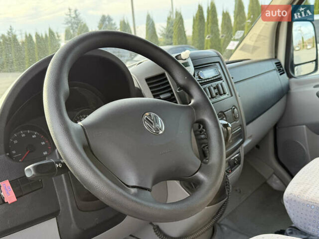 Белый Фольксваген Крафтер, объемом двигателя 2.46 л и пробегом 255 тыс. км за 33000 $, фото 9 на Automoto.ua