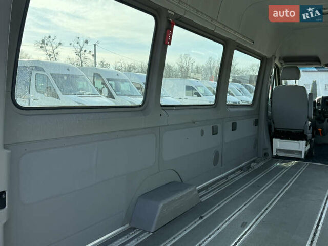 Белый Фольксваген Крафтер, объемом двигателя 2.5 л и пробегом 321 тыс. км за 22700 $, фото 12 на Automoto.ua