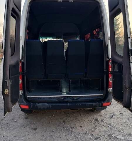 Белый Фольксваген Крафтер, объемом двигателя 1.97 л и пробегом 387 тыс. км за 17500 $, фото 10 на Automoto.ua