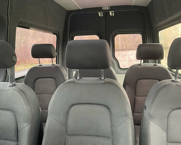 Белый Фольксваген Крафтер, объемом двигателя 1.97 л и пробегом 249 тыс. км за 16000 $, фото 15 на Automoto.ua