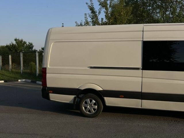 Білий Фольксваген Крафтєр, об'ємом двигуна 2.5 л та пробігом 520 тис. км за 12000 $, фото 4 на Automoto.ua