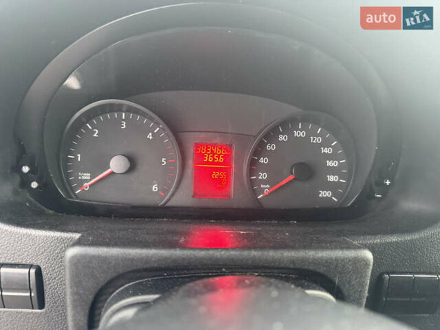 Белый Фольксваген Крафтер, объемом двигателя 2 л и пробегом 380 тыс. км за 19999 $, фото 2 на Automoto.ua