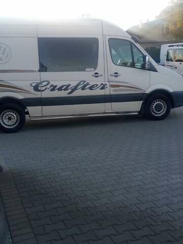 Белый Фольксваген Крафтер, объемом двигателя 2.46 л и пробегом 550 тыс. км за 12500 $, фото 3 на Automoto.ua