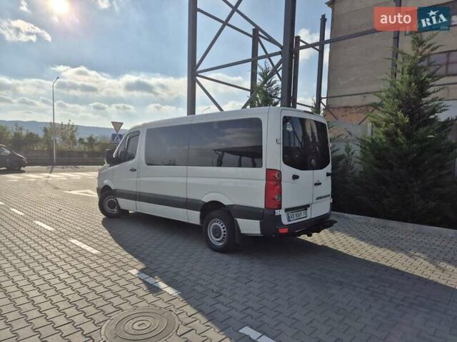 Білий Фольксваген Крафтєр, об'ємом двигуна 2.5 л та пробігом 350 тис. км за 12500 $, фото 2 на Automoto.ua