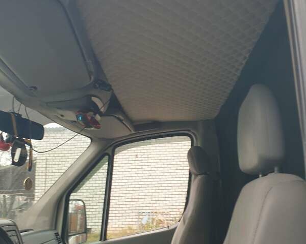 Білий Фольксваген Крафтєр, об'ємом двигуна 2.5 л та пробігом 297 тис. км за 8700 $, фото 9 на Automoto.ua