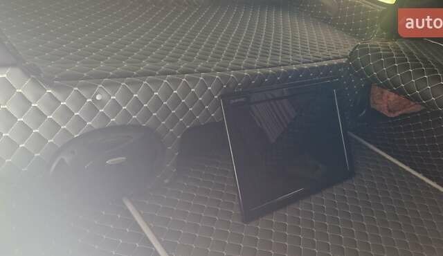 Белый Фольксваген Крафтер, объемом двигателя 2.5 л и пробегом 120 тыс. км за 14200 $, фото 6 на Automoto.ua