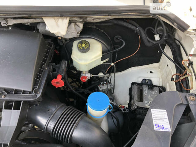 Фольксваген Крафтер 2008 в Кременчуге на Automoto.ua Белый Фольксваген Крафтер, объемом двигателя 2.5 л и пробегом 233 тыс. км за 17000 $, фото 19 на Automoto.ua