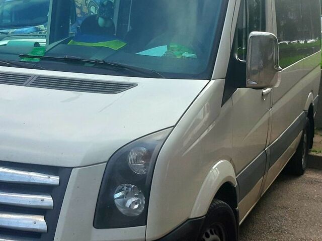 Фольксваген Крафтєр 2009 у Києві на Automoto.ua Білий Фольксваген Крафтєр, об'ємом двигуна 2.5 л та пробігом 450 тис. км за 12000 $, фото 1 на Automoto.ua