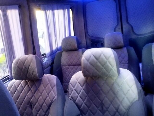 Фольксваген Крафтєр 2009 у Києві на Automoto.ua Білий Фольксваген Крафтєр, об'ємом двигуна 2.5 л та пробігом 450 тис. км за 12000 $, фото 3 на Automoto.ua