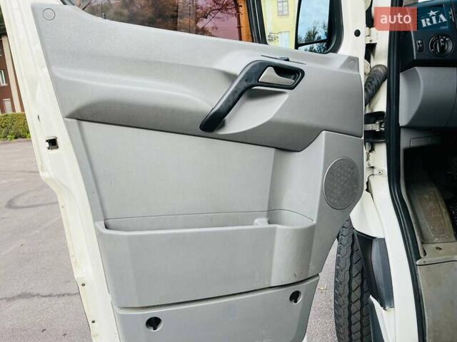 Фольксваген Крафтер 2009 в Каменское - Днепродзержинск на Automoto.ua Белый Фольксваген Крафтер, объемом двигателя 2.46 л и пробегом 250 тыс. км за 9999 $, фото 25 на Automoto.ua