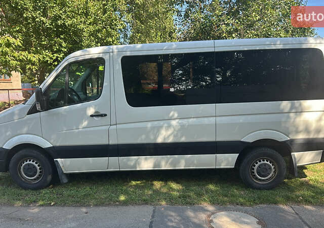 Белый Фольксваген Крафтер, объемом двигателя 2.46 л и пробегом 440 тыс. км за 14300 $, фото 5 на Automoto.ua
