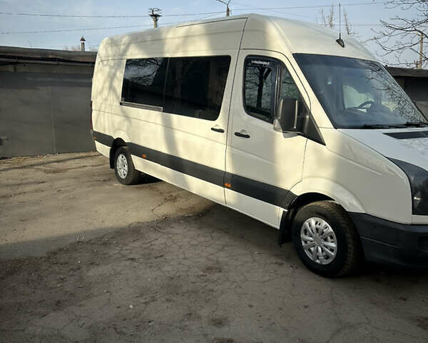 Белый Фольксваген Крафтер, объемом двигателя 2.5 л и пробегом 870 тыс. км за 15500 $, фото 2 на Automoto.ua