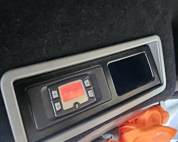 Белый Фольксваген Крафтер, объемом двигателя 1.97 л и пробегом 550 тыс. км за 14800 $, фото 15 на Automoto.ua