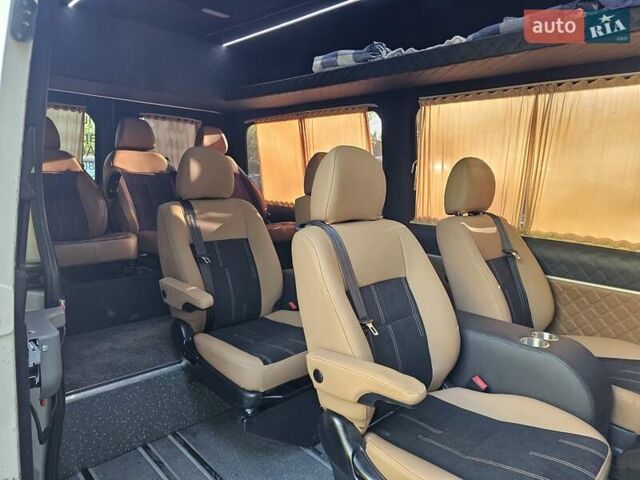 Белый Фольксваген Крафтер, объемом двигателя 1.97 л и пробегом 550 тыс. км за 14800 $, фото 23 на Automoto.ua