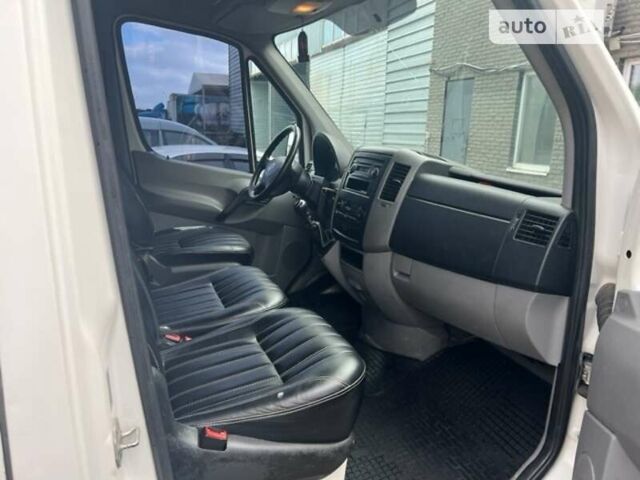 Фольксваген Крафтер 2012 в Днепре (Днепропетровске) на Automoto.ua Белый Фольксваген Крафтер, объемом двигателя 2 л и пробегом 340 тыс. км за 8000 $, фото 5 на Automoto.ua