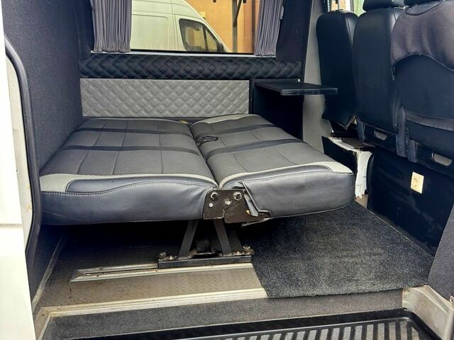 Белый Фольксваген Крафтер, объемом двигателя 2 л и пробегом 370 тыс. км за 16600 $, фото 11 на Automoto.ua