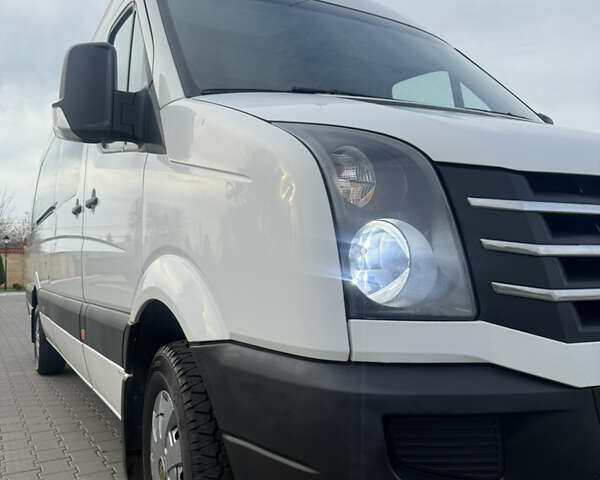 Белый Фольксваген Крафтер, объемом двигателя 1.97 л и пробегом 373 тыс. км за 28000 $, фото 26 на Automoto.ua