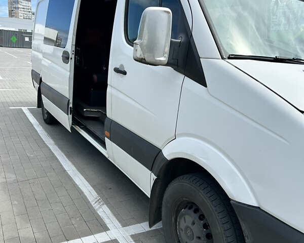 Білий Фольксваген Крафтєр, об'ємом двигуна 1.97 л та пробігом 550 тис. км за 16500 $, фото 4 на Automoto.ua