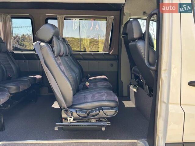 Белый Фольксваген Крафтер, объемом двигателя 1.97 л и пробегом 416 тыс. км за 20000 $, фото 5 на Automoto.ua