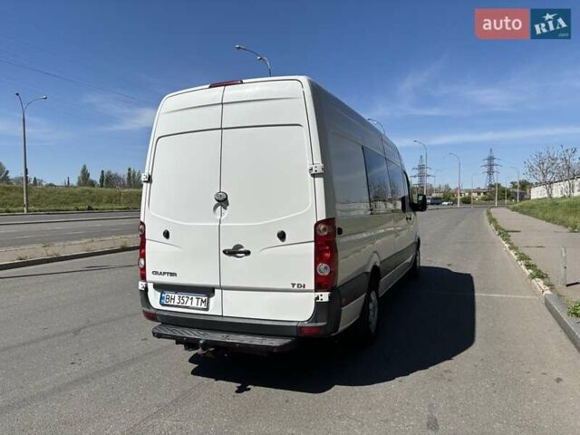 Белый Фольксваген Крафтер, объемом двигателя 1.97 л и пробегом 405 тыс. км за 15000 $, фото 2 на Automoto.ua