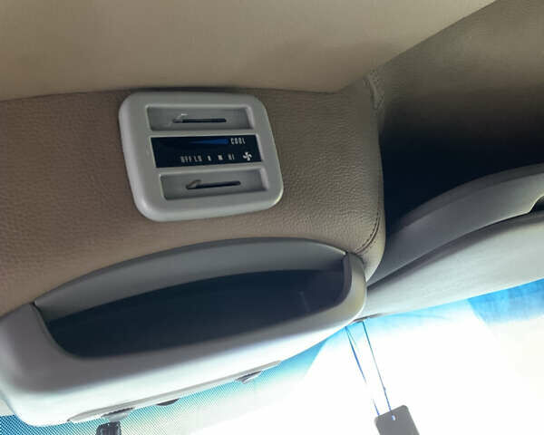 Білий Фольксваген Крафтєр, об'ємом двигуна 1.97 л та пробігом 450 тис. км за 17800 $, фото 17 на Automoto.ua