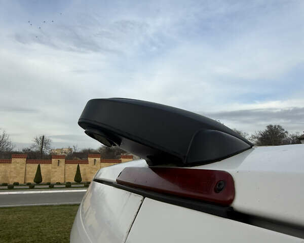 Белый Фольксваген Крафтер, объемом двигателя 1.97 л и пробегом 373 тыс. км за 28000 $, фото 20 на Automoto.ua