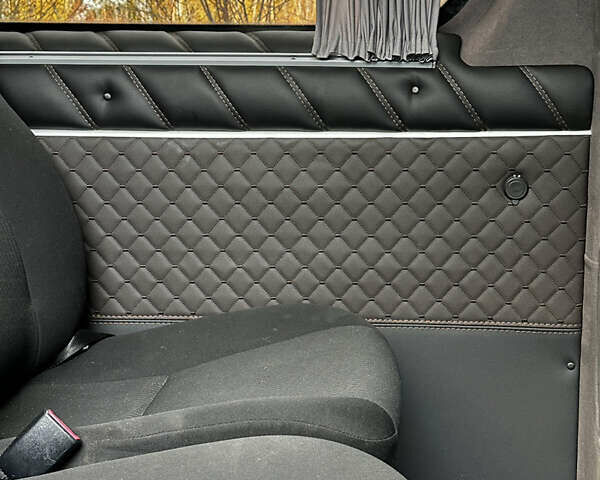 Белый Фольксваген Крафтер, объемом двигателя 0 л и пробегом 300 тыс. км за 17800 $, фото 30 на Automoto.ua