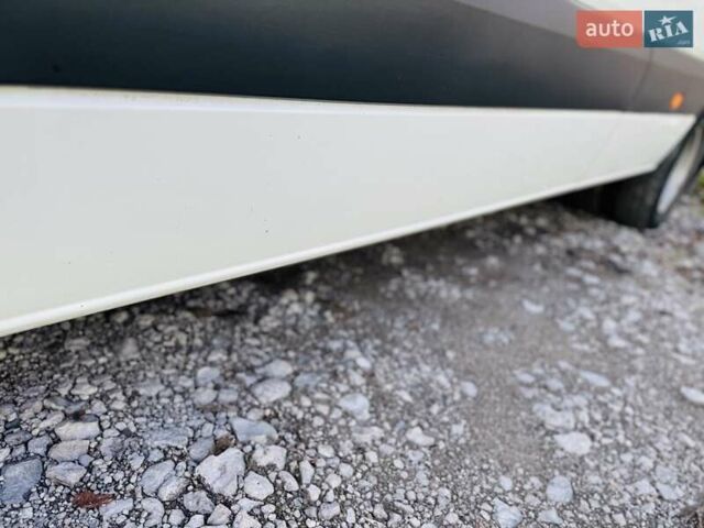 Білий Фольксваген Крафтєр, об'ємом двигуна 1.97 л та пробігом 290 тис. км за 29950 $, фото 12 на Automoto.ua