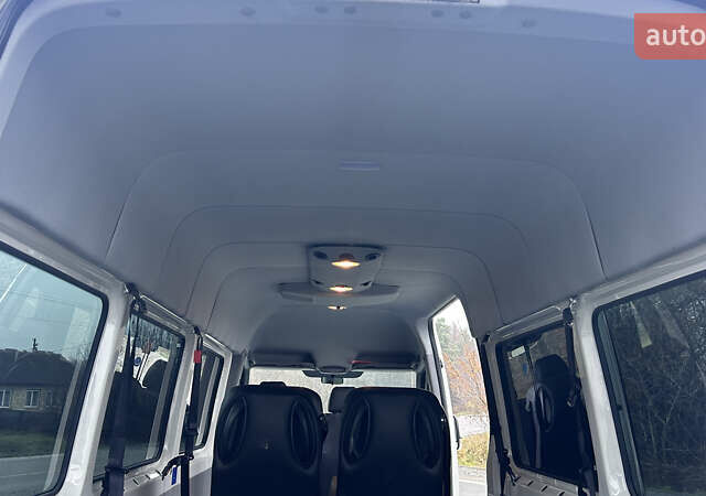 Белый Фольксваген Крафтер, объемом двигателя 2 л и пробегом 221 тыс. км за 23400 $, фото 22 на Automoto.ua