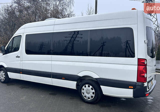 Белый Фольксваген Крафтер, объемом двигателя 2 л и пробегом 221 тыс. км за 23400 $, фото 2 на Automoto.ua