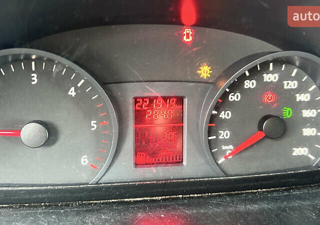 Белый Фольксваген Крафтер, объемом двигателя 2 л и пробегом 221 тыс. км за 23400 $, фото 15 на Automoto.ua