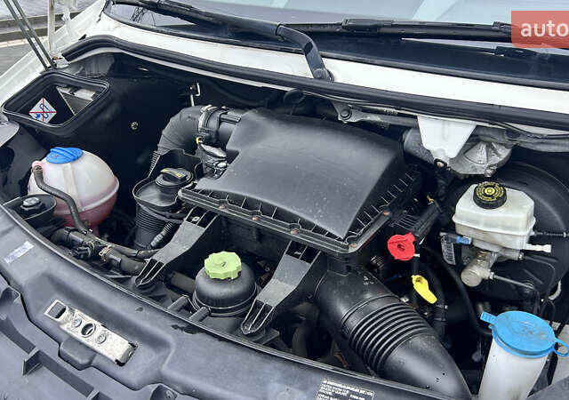 Белый Фольксваген Крафтер, объемом двигателя 2 л и пробегом 221 тыс. км за 23400 $, фото 23 на Automoto.ua