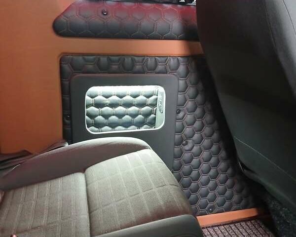 Белый Фольксваген Крафтер, объемом двигателя 1.97 л и пробегом 270 тыс. км за 21500 $, фото 21 на Automoto.ua