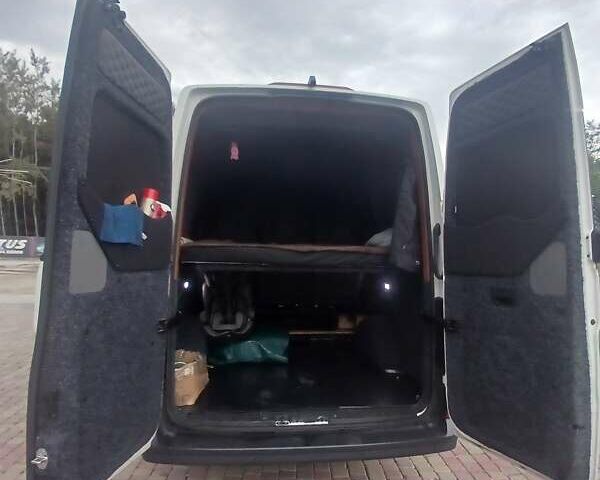 Белый Фольксваген Крафтер, объемом двигателя 1.97 л и пробегом 270 тыс. км за 21500 $, фото 8 на Automoto.ua