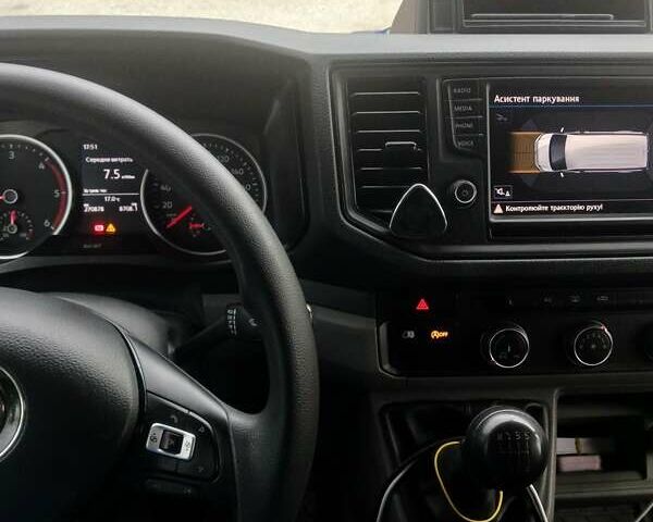 Белый Фольксваген Крафтер, объемом двигателя 1.97 л и пробегом 270 тыс. км за 21500 $, фото 5 на Automoto.ua