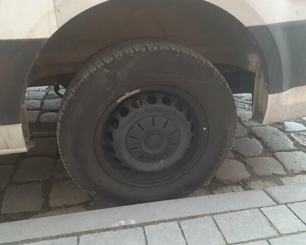 Белый Фольксваген Крафтер, объемом двигателя 1.97 л и пробегом 157 тыс. км за 33358 $, фото 22 на Automoto.ua