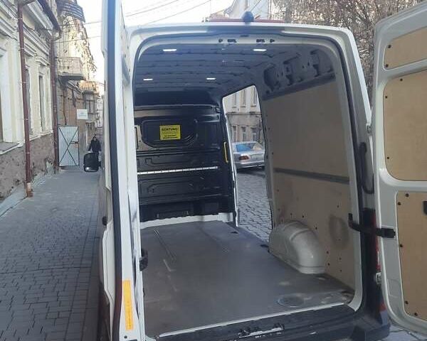 Белый Фольксваген Крафтер, объемом двигателя 1.97 л и пробегом 157 тыс. км за 33358 $, фото 6 на Automoto.ua