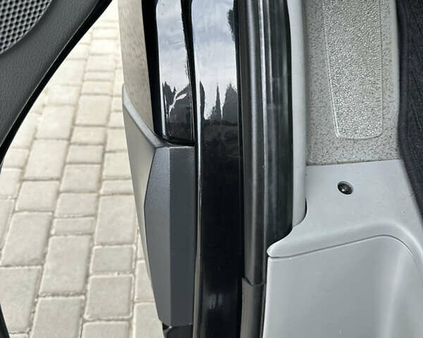 Фольксваген Крафтєр 2016 у Дубно на Automoto.ua Чорний Фольксваген Крафтєр, об'ємом двигуна 1.97 л та пробігом 165 тис. км за 18700 $, фото 73 на Automoto.ua