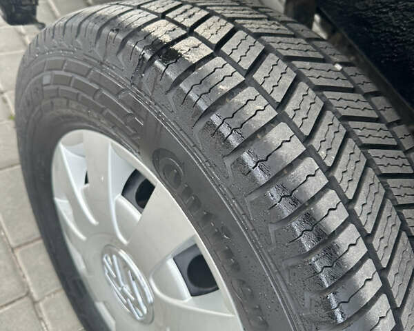 Фольксваген Крафтєр 2016 у Дубно на Automoto.ua Чорний Фольксваген Крафтєр, об'ємом двигуна 1.97 л та пробігом 165 тис. км за 18700 $, фото 28 на Automoto.ua