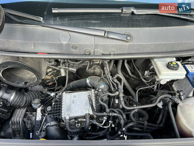 Черный Фольксваген Крафтер, объемом двигателя 1.97 л и пробегом 340 тыс. км за 24300 $, фото 12 на Automoto.ua