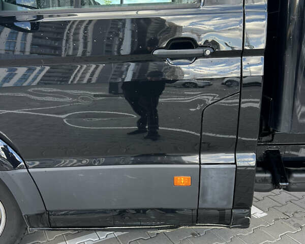 Черный Фольксваген Крафтер, объемом двигателя 1.97 л и пробегом 340 тыс. км за 24300 $, фото 9 на Automoto.ua