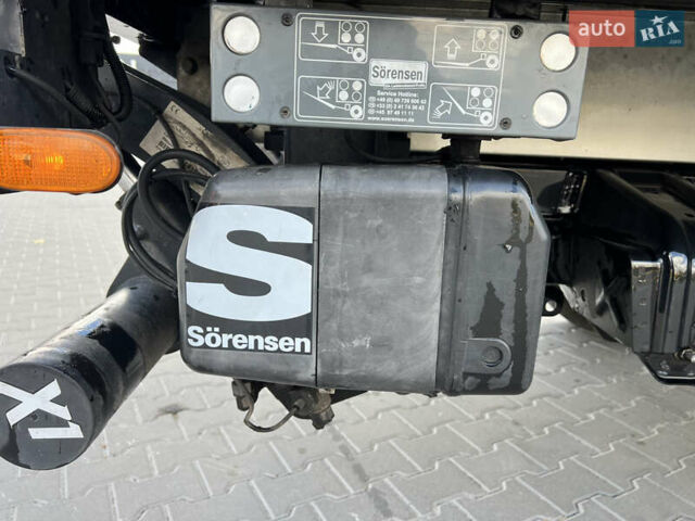 Черный Фольксваген Крафтер, объемом двигателя 1.97 л и пробегом 340 тыс. км за 24300 $, фото 5 на Automoto.ua