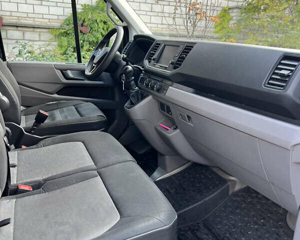 Черный Фольксваген Крафтер, объемом двигателя 1.97 л и пробегом 340 тыс. км за 24300 $, фото 13 на Automoto.ua