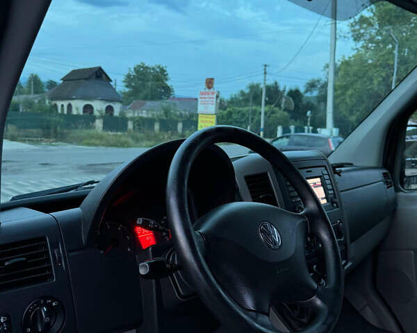 Чорний Фольксваген Крафтєр, об'ємом двигуна 1.97 л та пробігом 208 тис. км за 17300 $, фото 10 на Automoto.ua