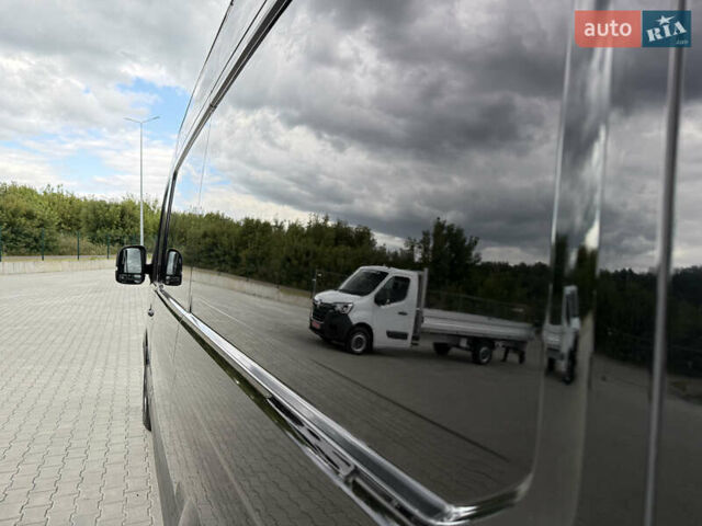 Черный Фольксваген Крафтер, объемом двигателя 1.97 л и пробегом 156 тыс. км за 23700 $, фото 26 на Automoto.ua