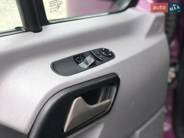 Фольксваген Крафтер 2013 в Ковель на Automoto.ua Фиолетовый Фольксваген Крафтер, объемом двигателя 1.97 л и пробегом 352 тыс. км за 13700 $, фото 2 на Automoto.ua