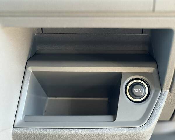 Коричневий Фольксваген Крафтєр, об'ємом двигуна 2 л та пробігом 171 тис. км за 23000 $, фото 51 на Automoto.ua
