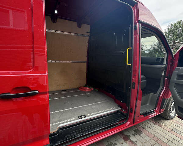 Красный Фольксваген Крафтер, объемом двигателя 1.97 л и пробегом 320 тыс. км за 21000 $, фото 13 на Automoto.ua