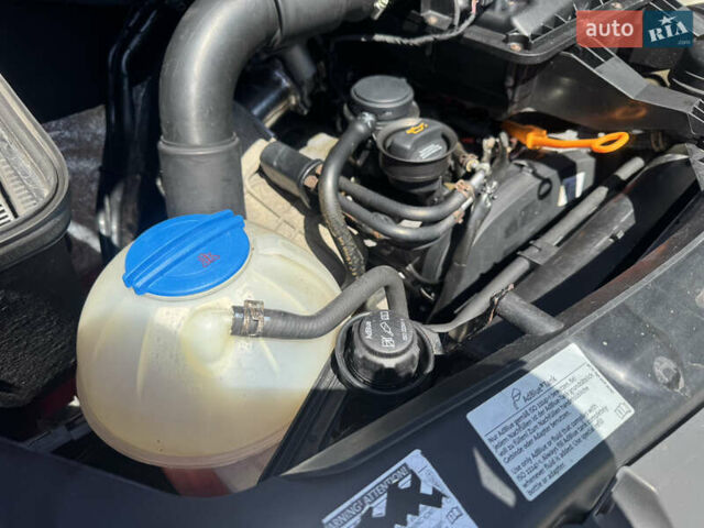 Красный Фольксваген Крафтер, объемом двигателя 2.46 л и пробегом 443 тыс. км за 14900 $, фото 54 на Automoto.ua